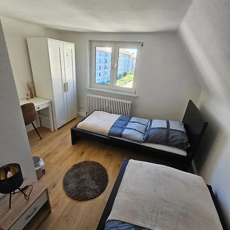 홈스테이 Monteurlodge Donaublick